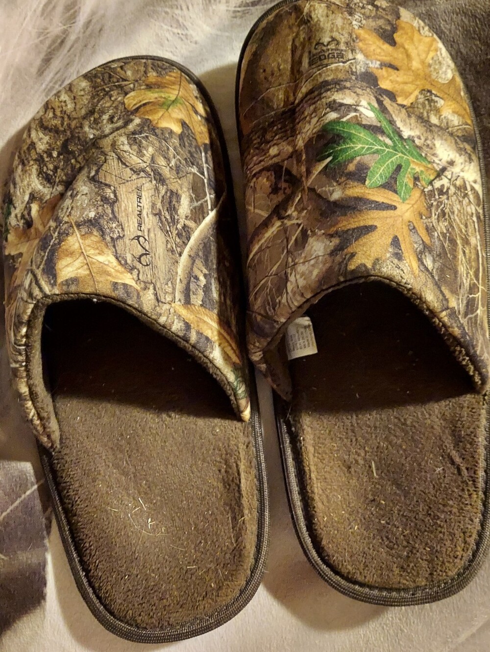 Realtree Camo Leaf Print Slip-On Clog Slippers - Brown/Green